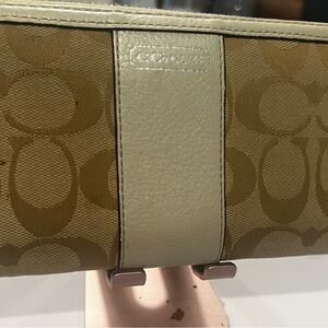 SOLDCoach Tan and Cream Wallet with Signature Design